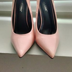 Baby pink patten leather heels 👠